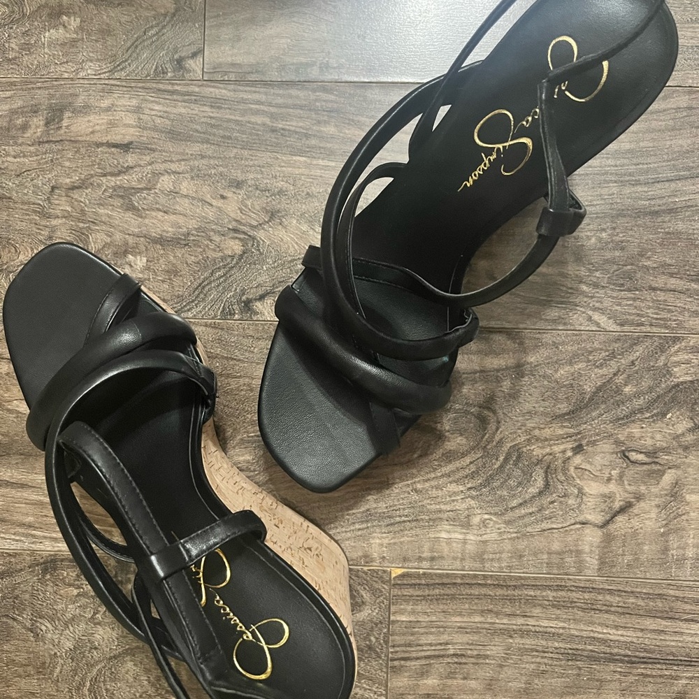 Jessica Simpson black wedges